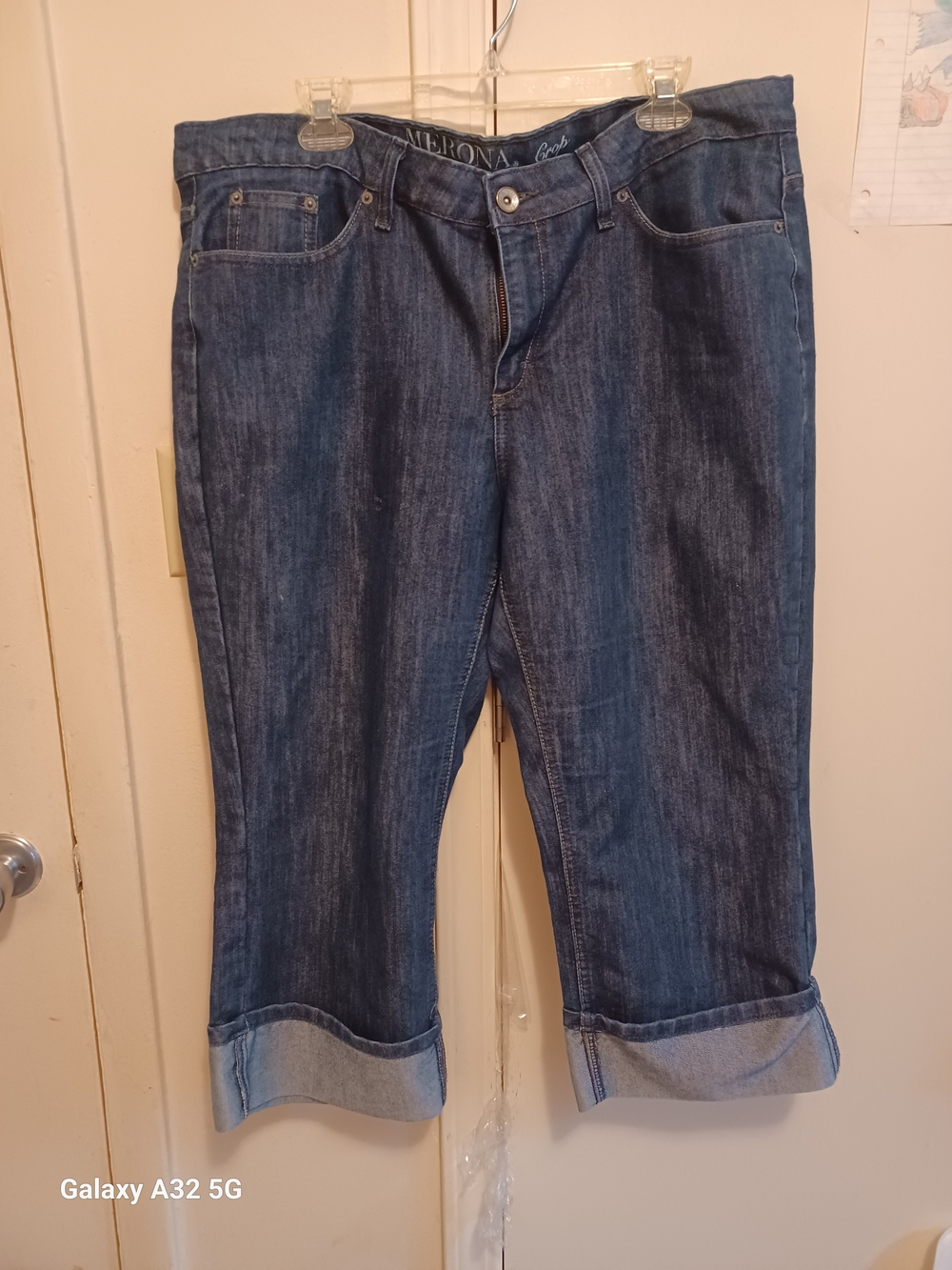 Merona Blue Cropped Stretch Denim Capri Jeans